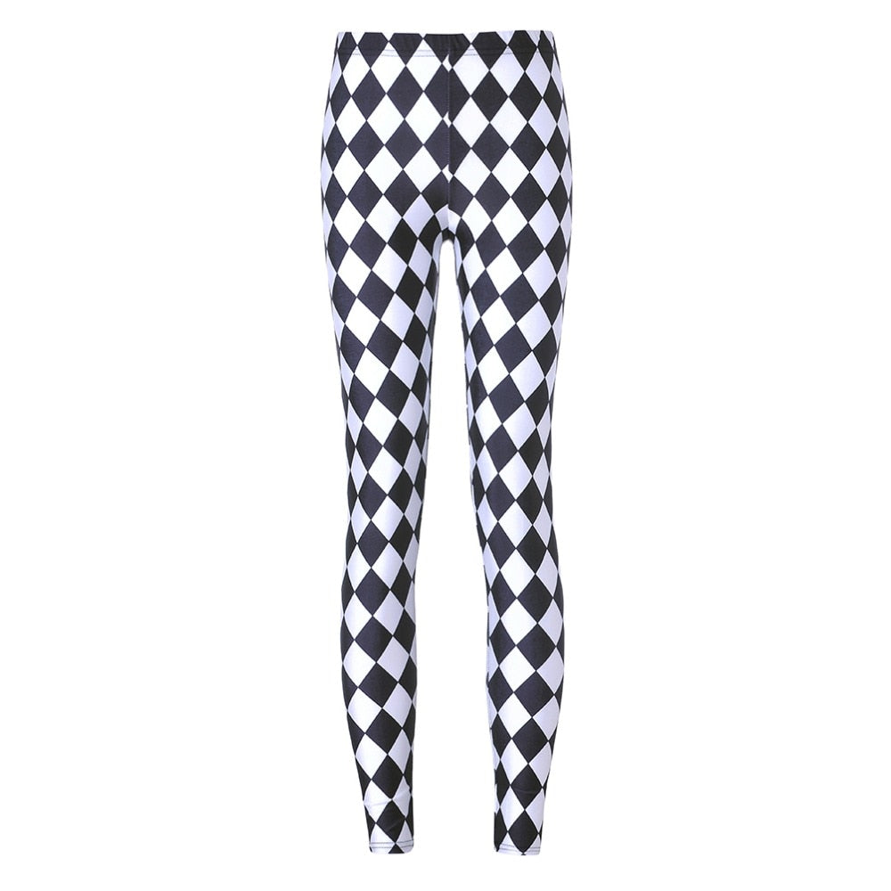 Black and white diamond Pattern